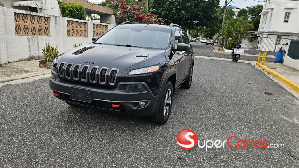 2015 Jeep Cherokee Trailhawk — foto 4 / 12