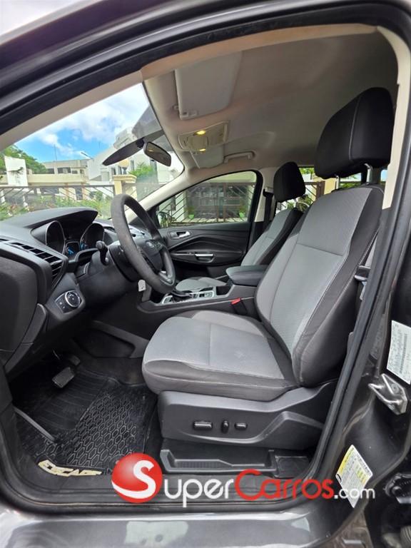 2017 Ford Escape SE Ecoboost Turbo — foto 8 / 10