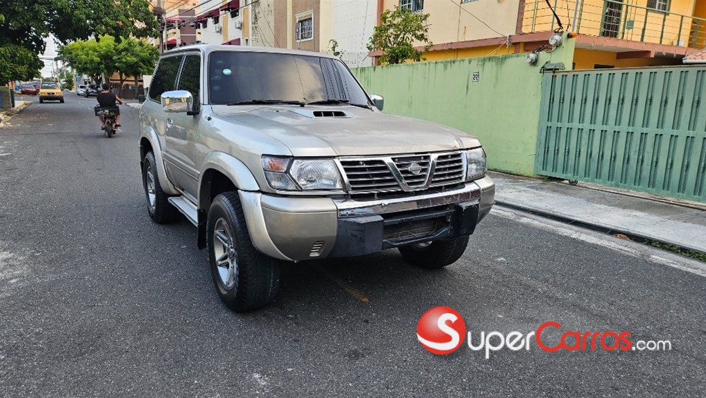 2001 Nissan Patrol — foto 3 / 12