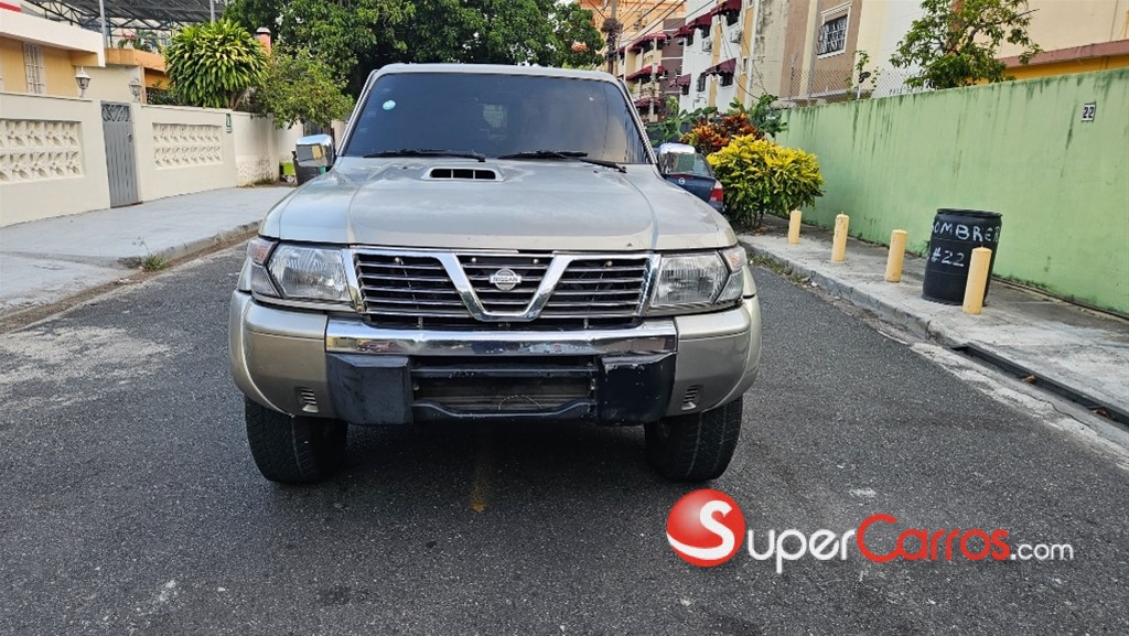 2001 Nissan Patrol — foto 4 / 12