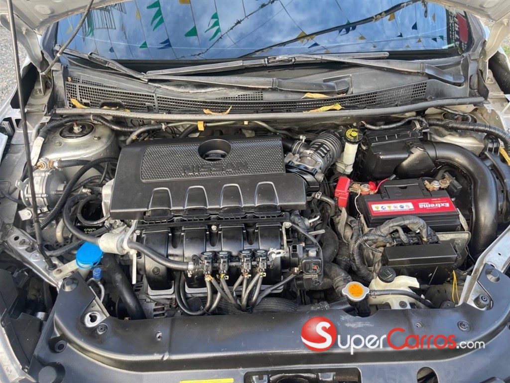 2016 Nissan Sentra S — foto 8 / 8