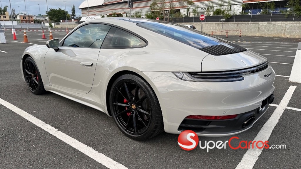2024 Porsche 911 Carrera S — foto 5 / 12
