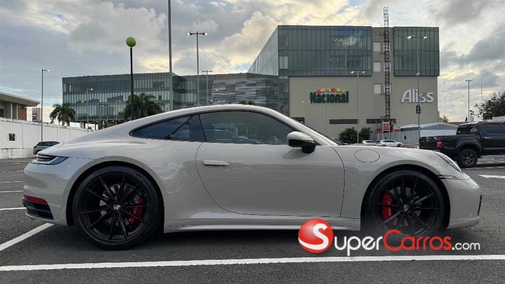 2024 Porsche 911 Carrera S — foto 7 / 12