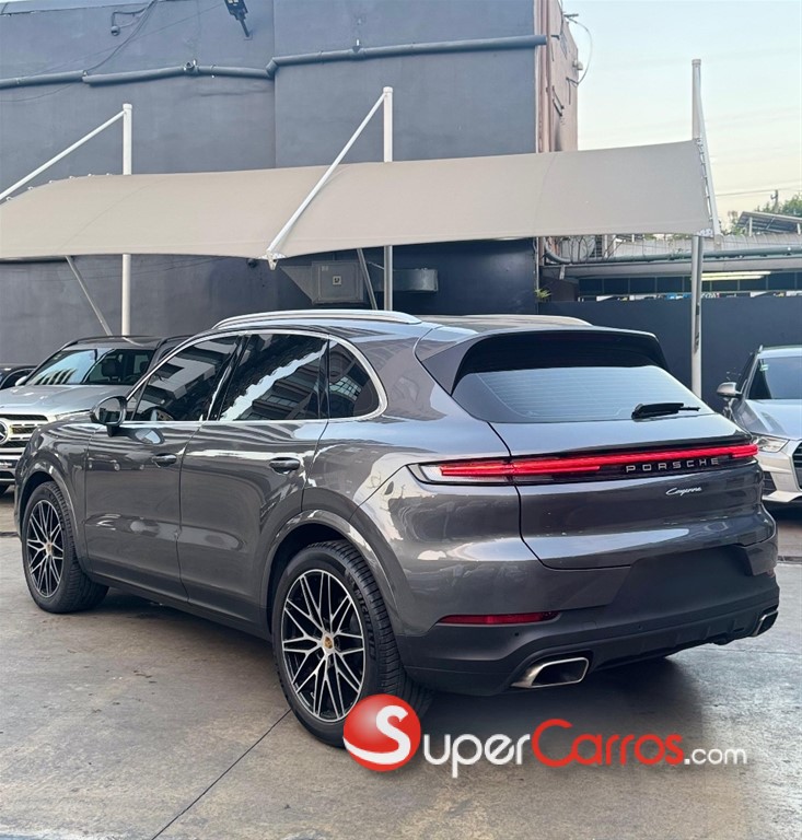 2025 Porsche Cayenne — foto 3 / 8