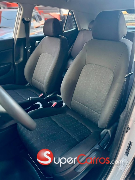 2020 Hyundai Venue — foto 11 / 12