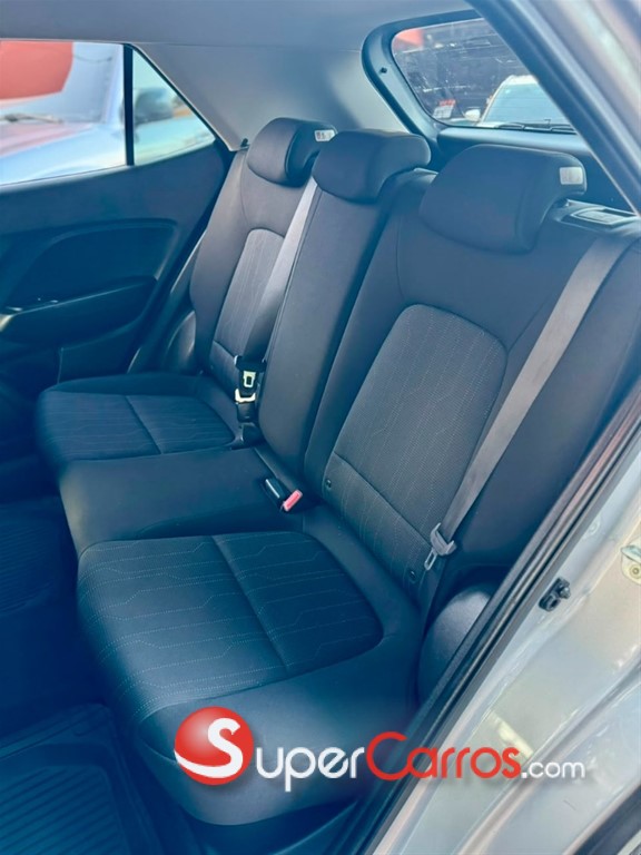 2020 Hyundai Venue — foto 12 / 12