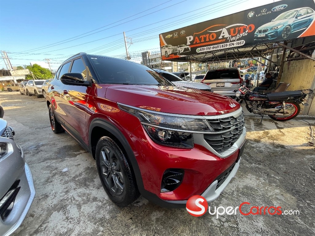 2025 Kia Seltos — foto 9 / 12