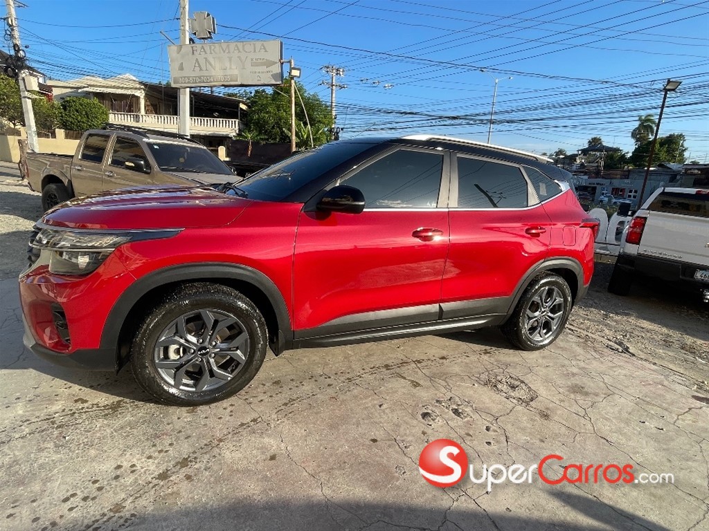 2025 Kia Seltos — foto 10 / 12