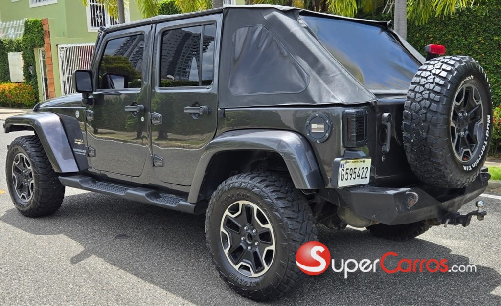 2014 Jeep Wrangler Sahara Unlimited — foto 5 / 12