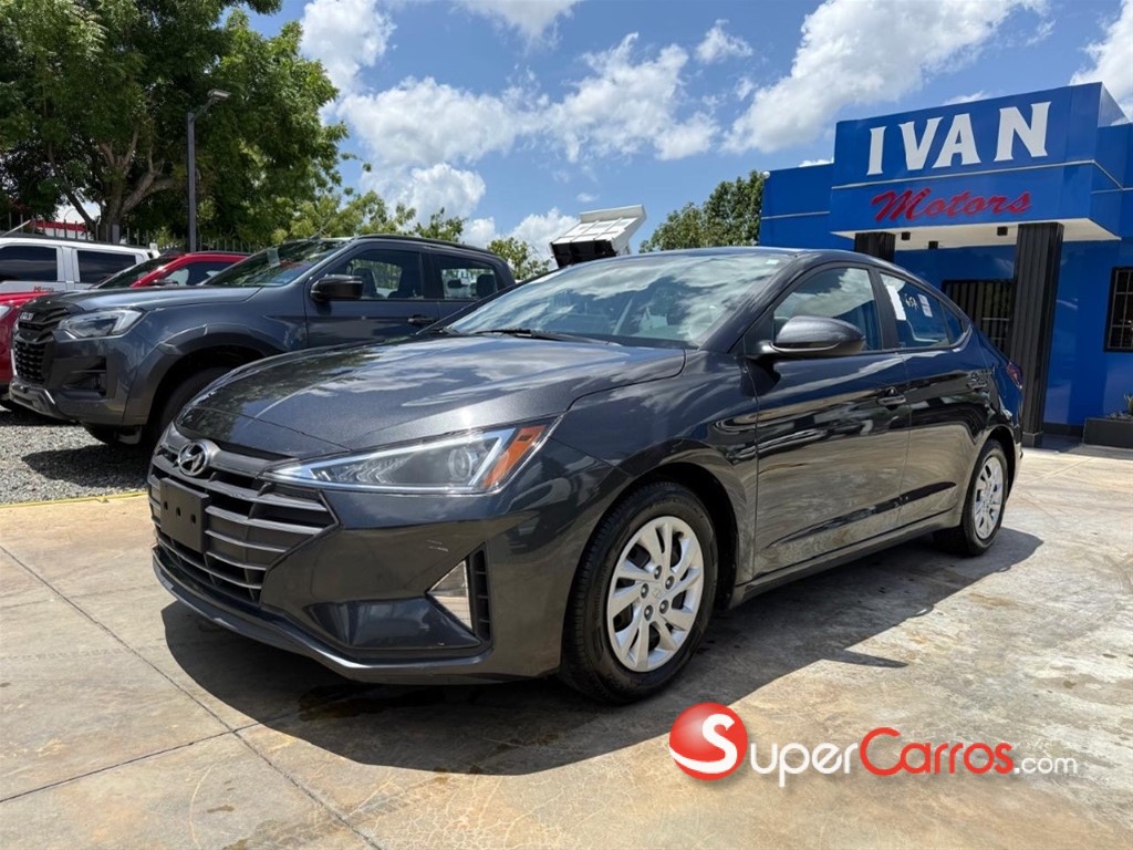 2020 Hyundai Elantra SE — foto 3 / 12