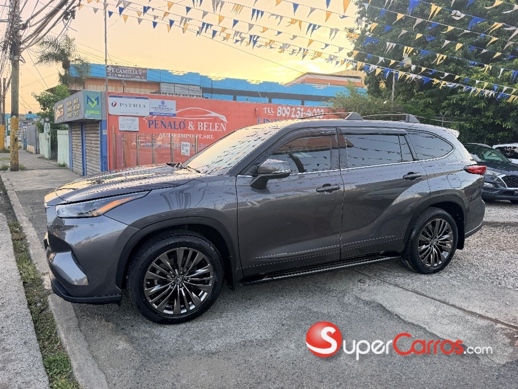 2022 Toyota Highlander