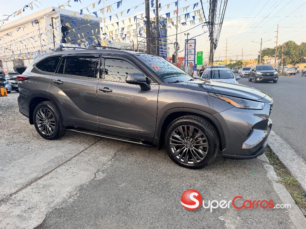 2022 Toyota Highlander — foto 3 / 10