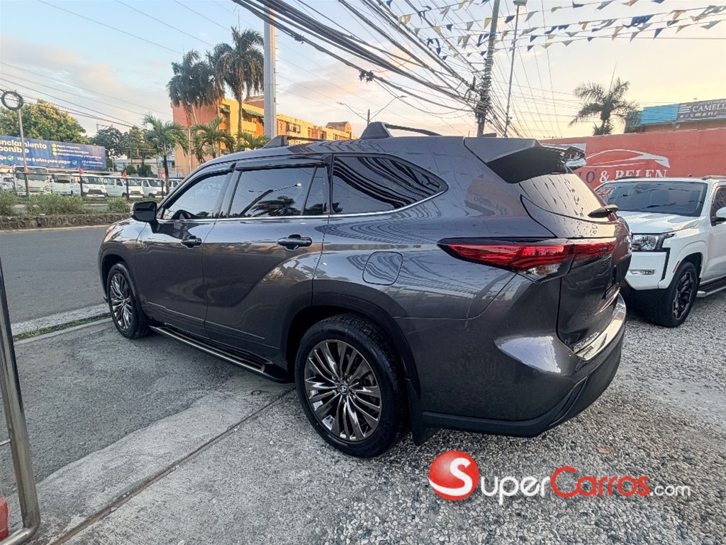 2022 Toyota Highlander — foto 4 / 10