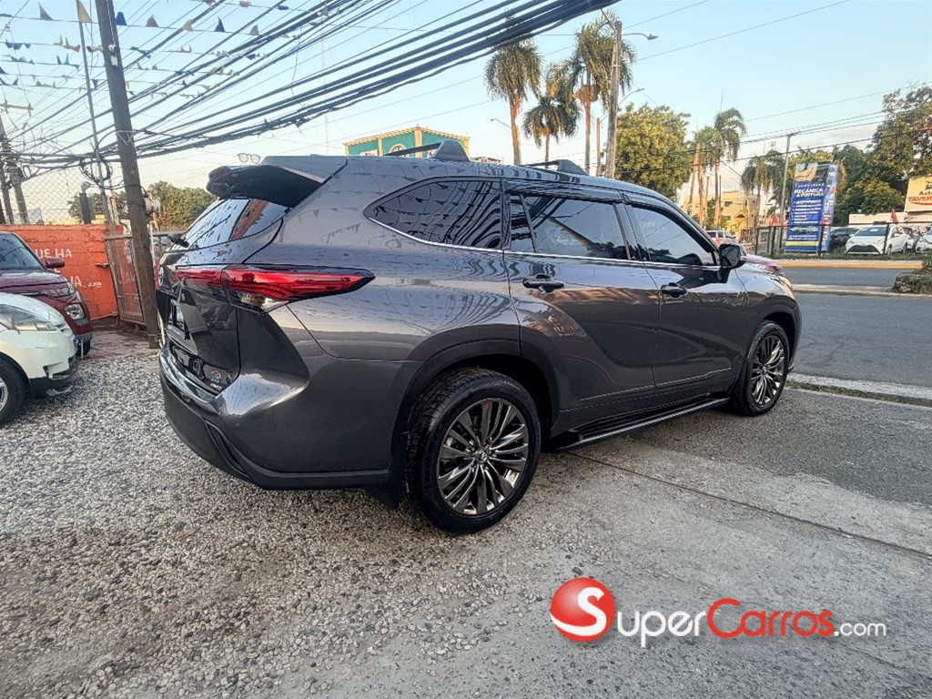 2022 Toyota Highlander — foto 6 / 10