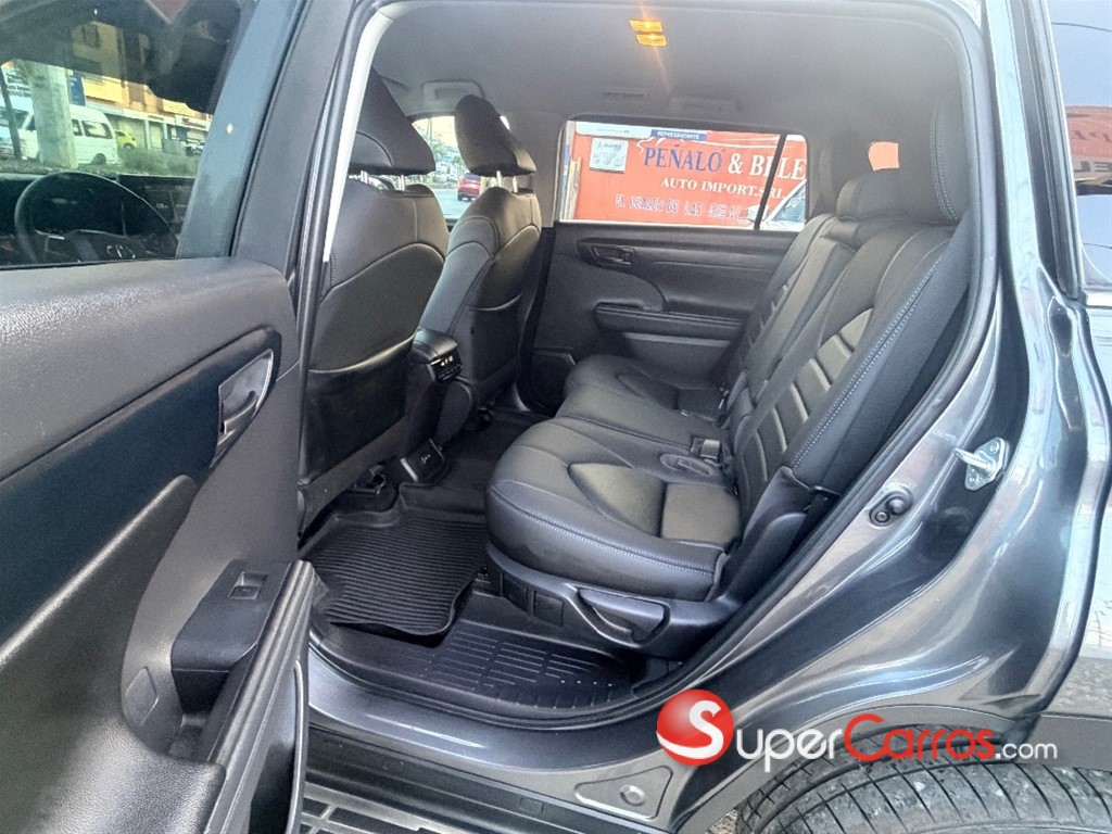 2022 Toyota Highlander — foto 8 / 10