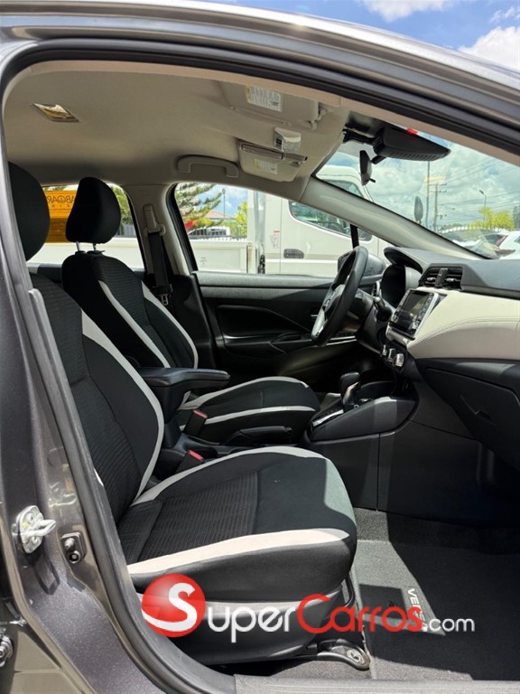 2020 Nissan Versa SV — foto 7 / 11