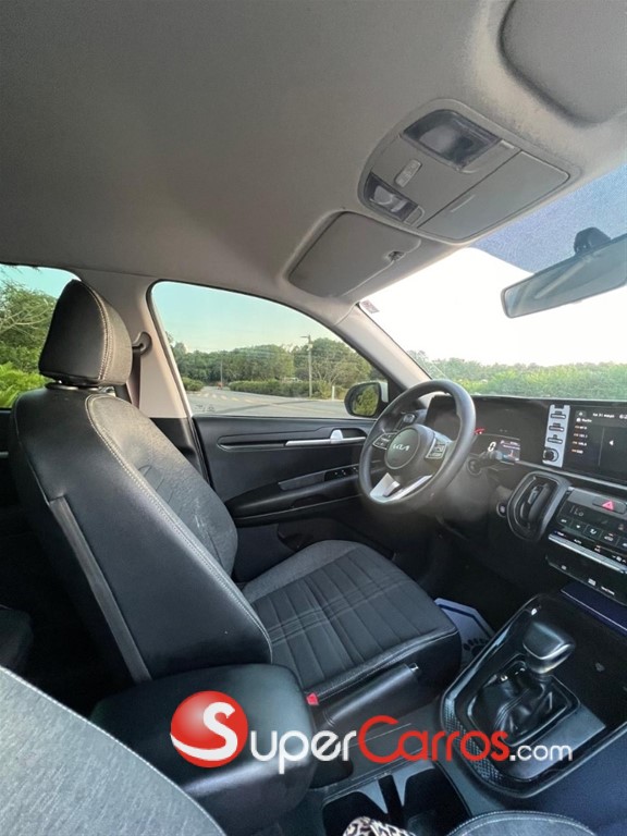2025 Kia Sonet — foto 10 / 12