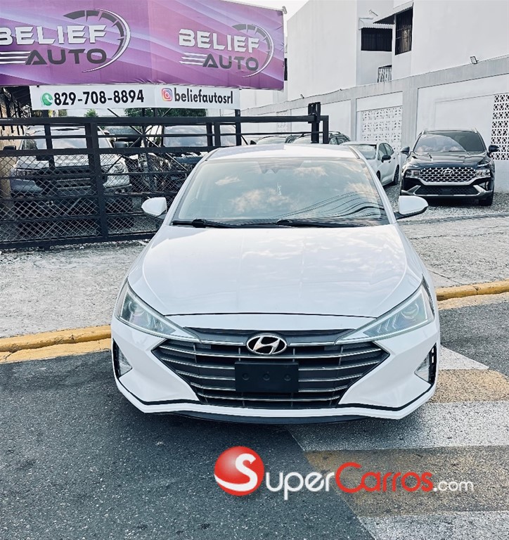 2020 Hyundai Elantra SEL — foto 2 / 8