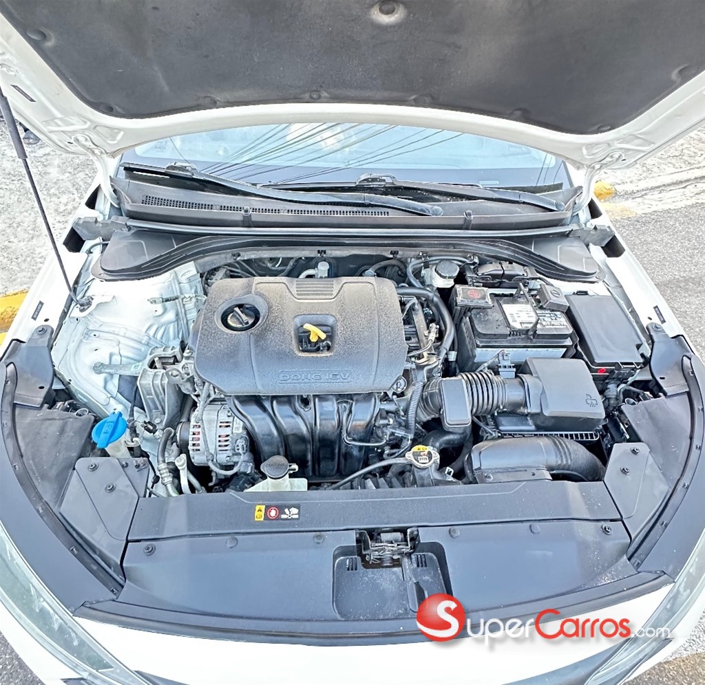 2020 Hyundai Elantra SEL — foto 8 / 8