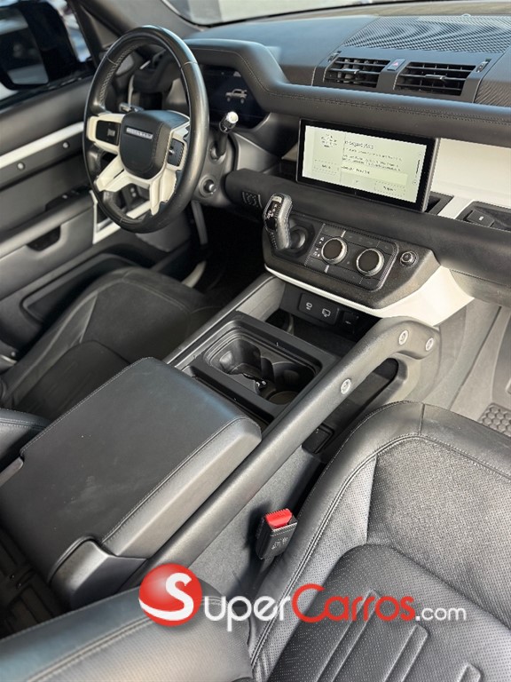 2020 Land Rover Defender 110 — foto 7 / 11