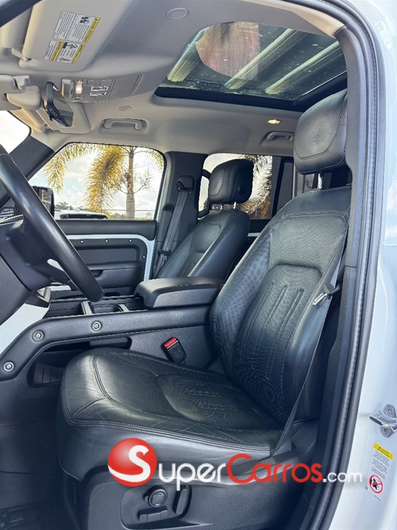 2020 Land Rover Defender 110 — foto 10 / 11