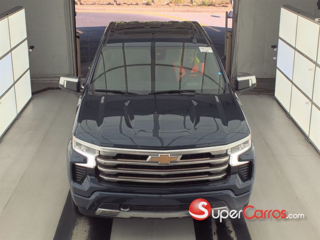 2022 Chevrolet Silverado High Country Duramax — foto 2 / 12