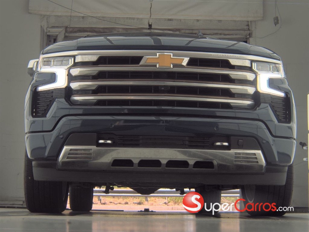 2022 Chevrolet Silverado High Country Duramax — foto 3 / 12