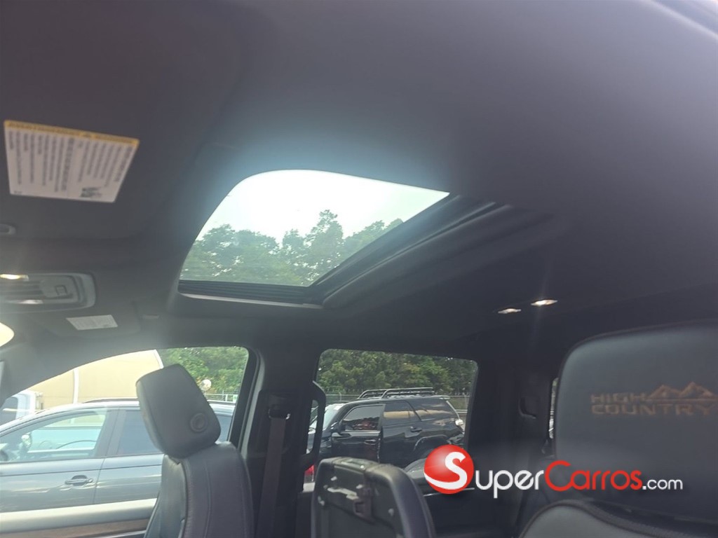 2022 Chevrolet Silverado High Country Duramax — foto 11 / 12