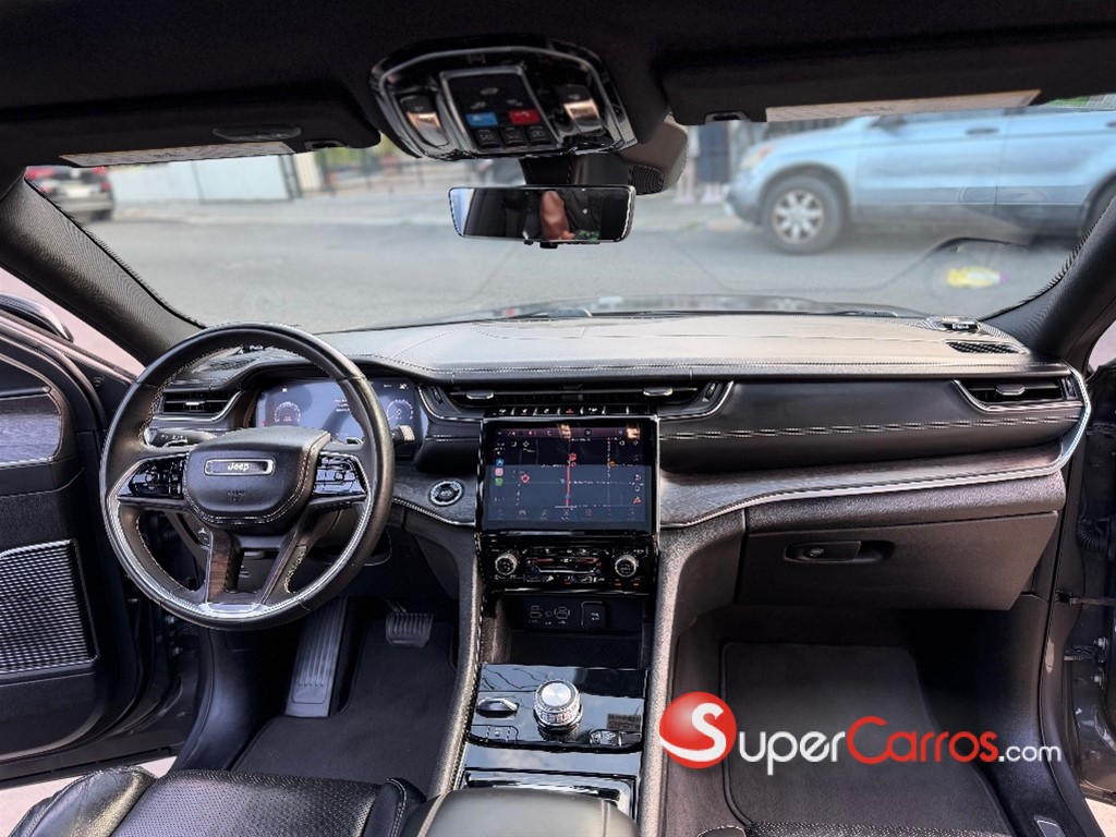 2021 Jeep Grand Cherokee L Overland — foto 7 / 12