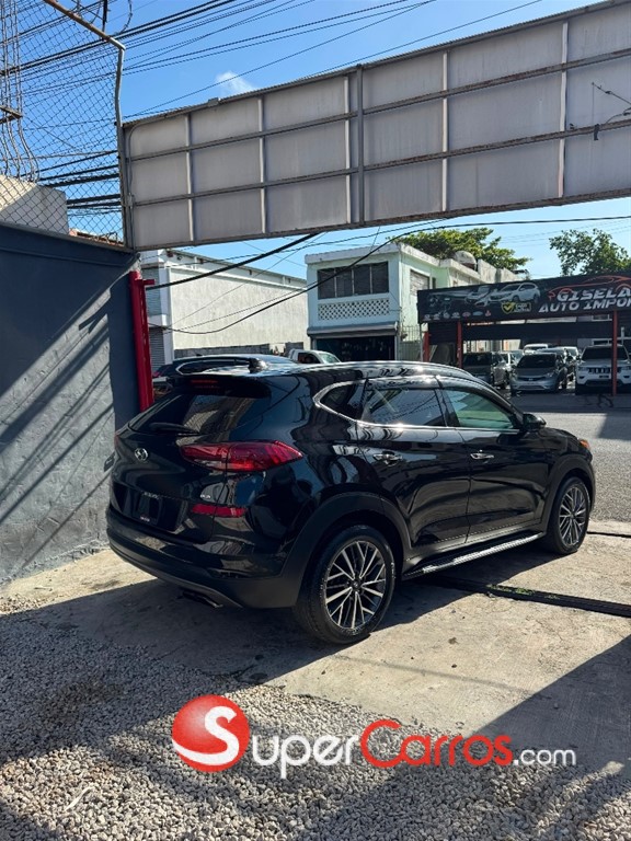 2020 Hyundai Tucson LIMITED — foto 4 / 10