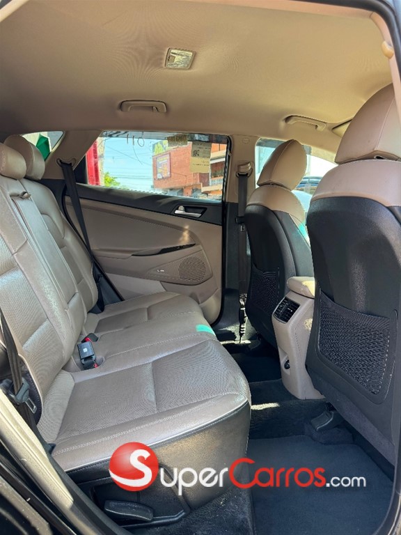 2020 Hyundai Tucson LIMITED — foto 7 / 10