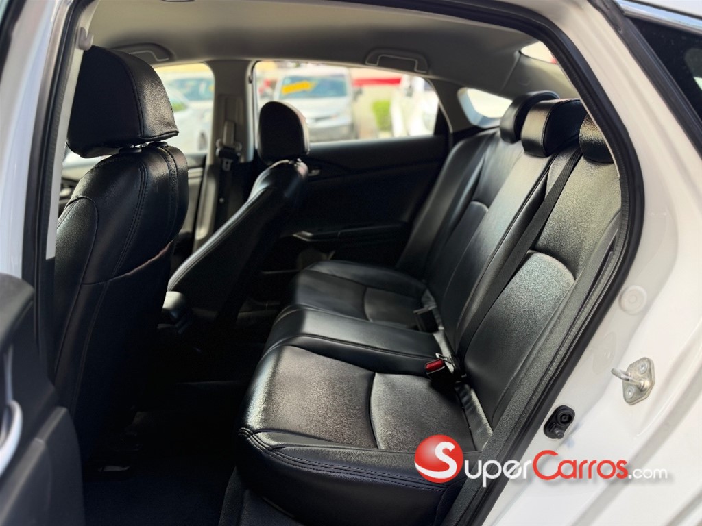 2020 Honda Civic LX — foto 10 / 12