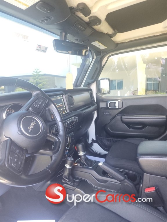 2021 Jeep Gladiator Willys — foto 6 / 8