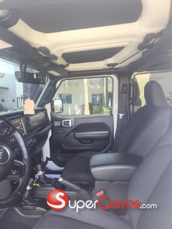 2021 Jeep Gladiator Willys — foto 7 / 8