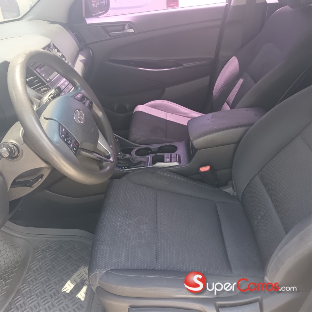 2016 Hyundai Tucson — foto 6 / 8