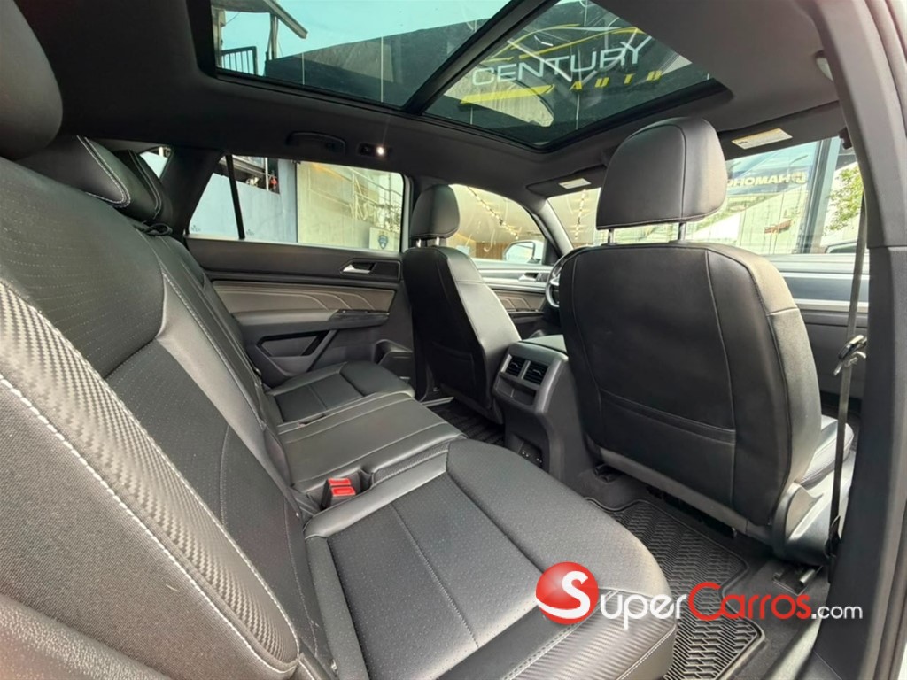 2021 Volkswagen Atlas SEL — foto 7 / 9