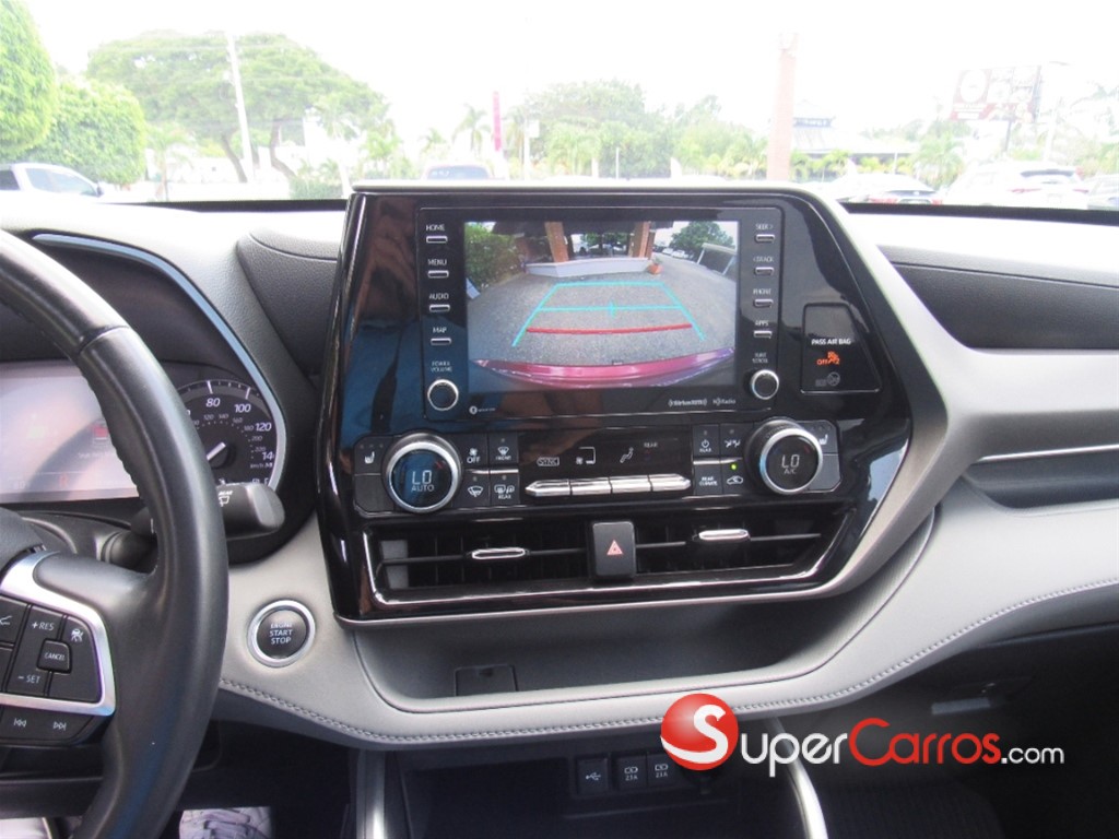 2021 Toyota Highlander XLE — foto 7 / 12
