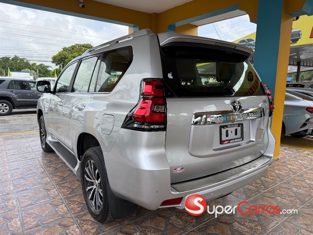 2022 Toyota Land Cruiser Prado VXL — foto 4 / 7