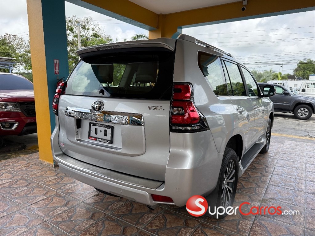 2022 Toyota Land Cruiser Prado VXL — foto 5 / 7