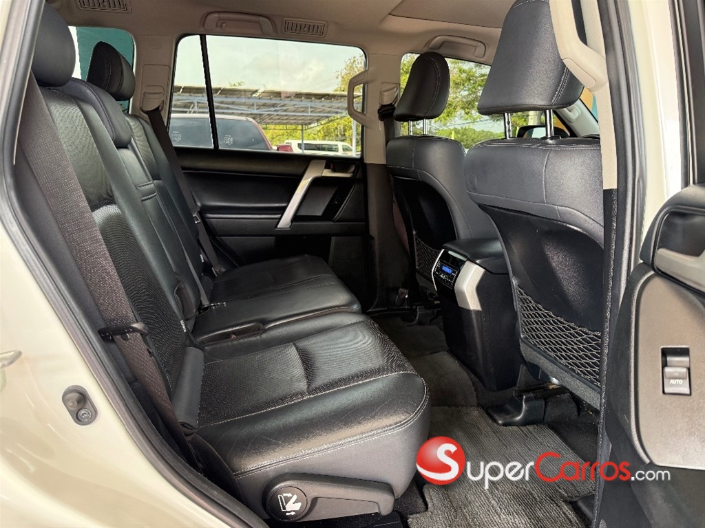 2018 Toyota Land Cruiser Prado VXL — foto 7 / 11