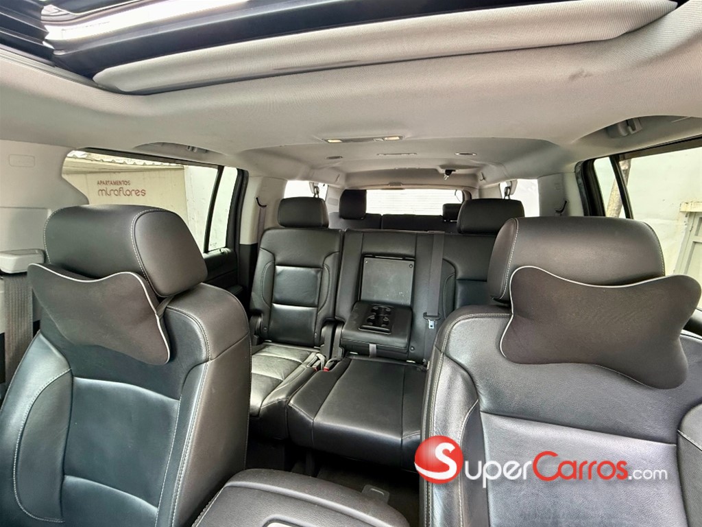 2017 Chevrolet Suburban LT — foto 7 / 12