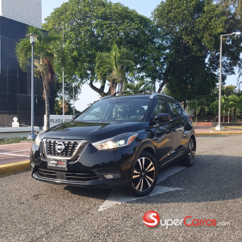2020 Nissan Kicks SR