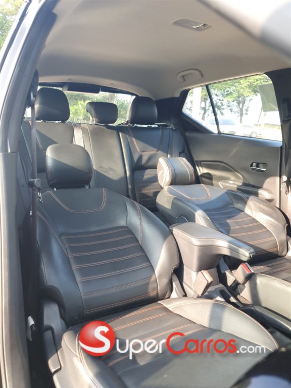 2020 Nissan Kicks SR — foto 6 / 10