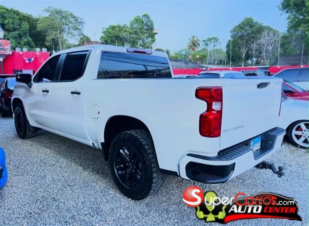 2021 Chevrolet Silverado — foto 11 / 12