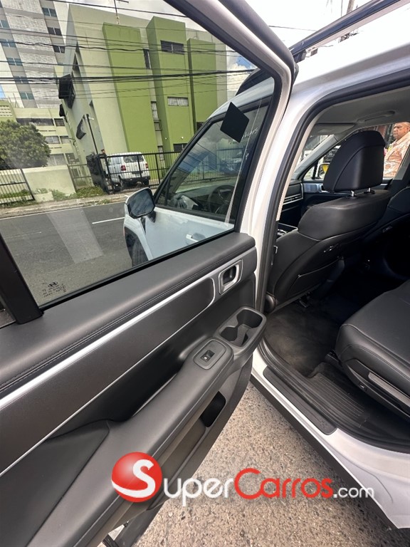 2024 Hyundai Santa Fe — foto 8 / 12