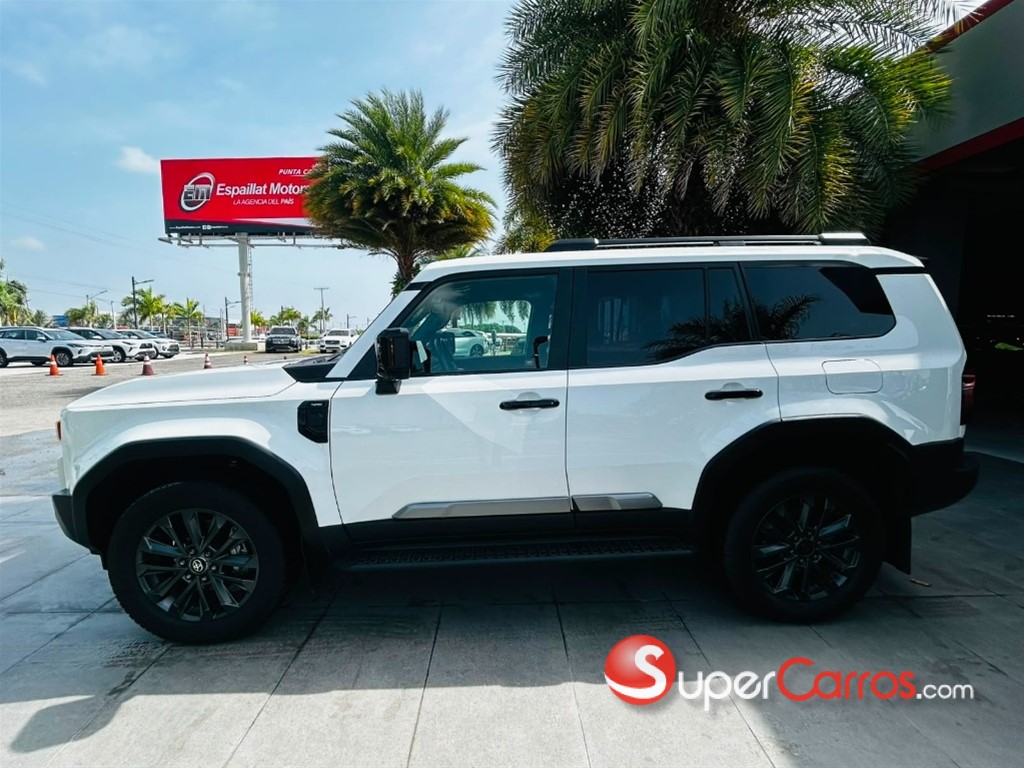 2025 Toyota Land Cruiser Prado Adventure — foto 6 / 10