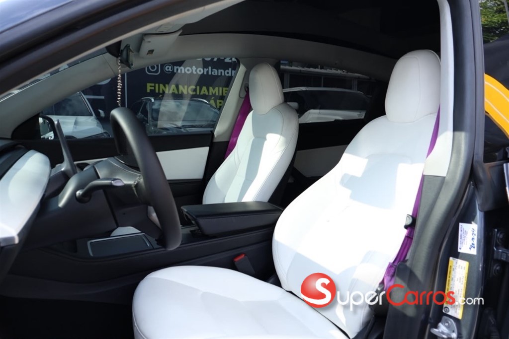 2021 Tesla Model Y Long Range — foto 6 / 10
