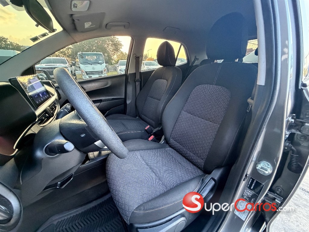 2025 Kia Picanto L X — foto 7 / 9