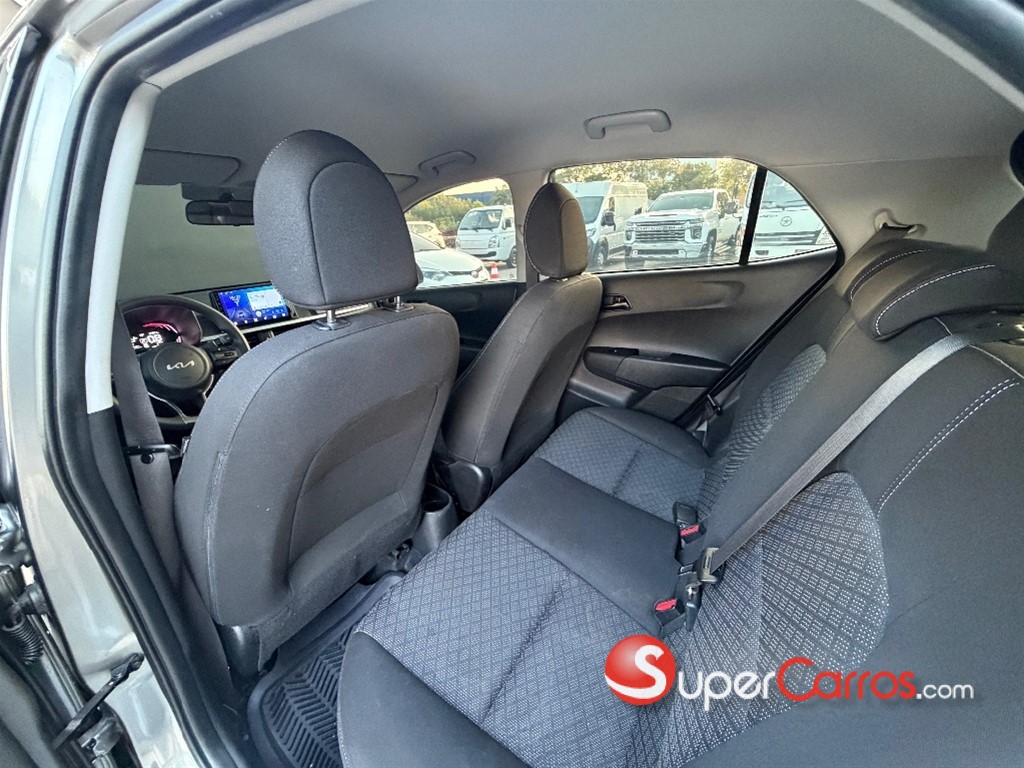 2025 Kia Picanto L X — foto 8 / 9