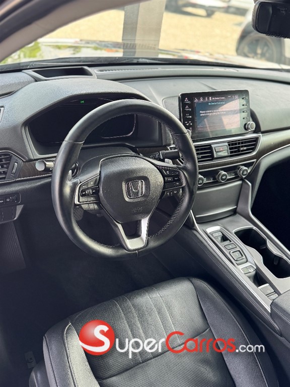 2020 Honda Accord Touring 2.0T — foto 8 / 8